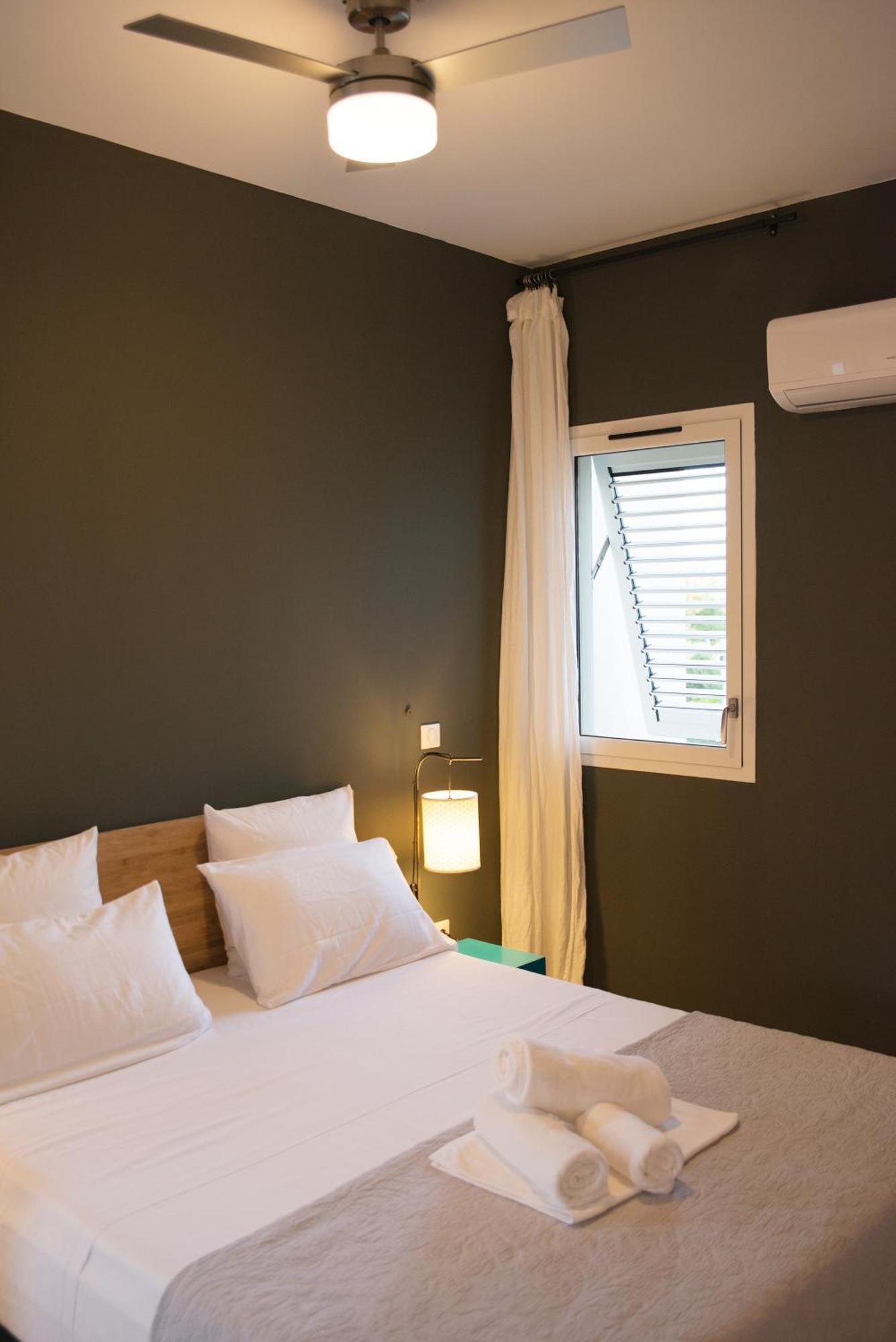 Apartamento Escale Tropicale, Appart Vue Mer A 2 Min Du Lagon Saint-Gilles-les-Bains Exterior foto